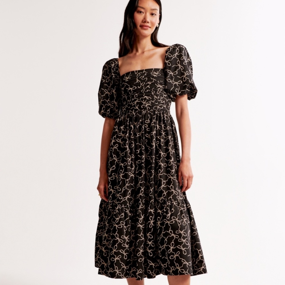 Abercrombie & Fitch Bow Print Emerson Puff-Sleeve Midi Dress